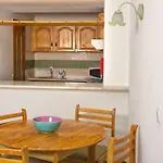 Aparthotel Ourabay - Art & Holidays 4*