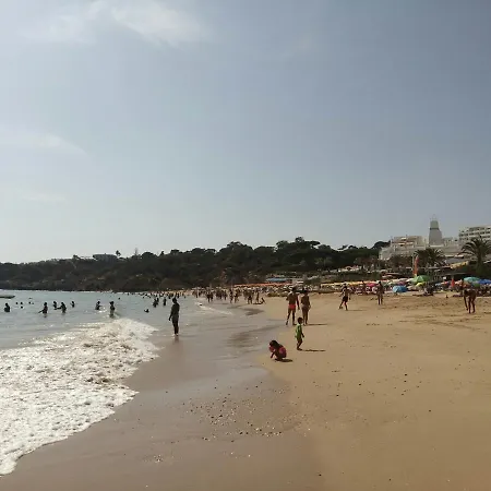 奥莱贝公寓式酒店 - 艺术与假期