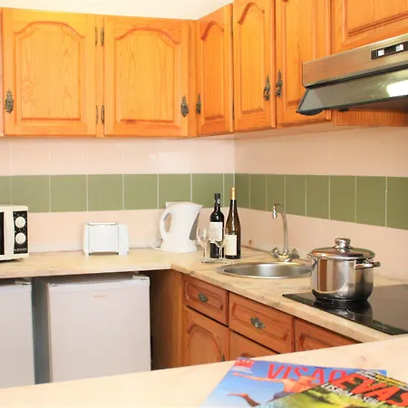 Ourabay - Art & Holidays Apart-hotel