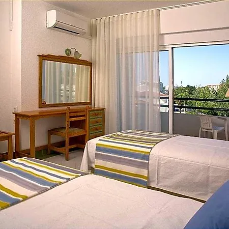 Ourabay - Art & Holidays 아파트호텔 알부페이라