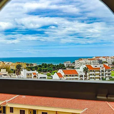 Ourabay - Art & Holidays 아파트호텔 4*