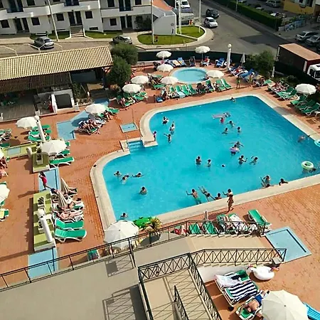아파트호텔 Ourabay - Art & Holidays 4*