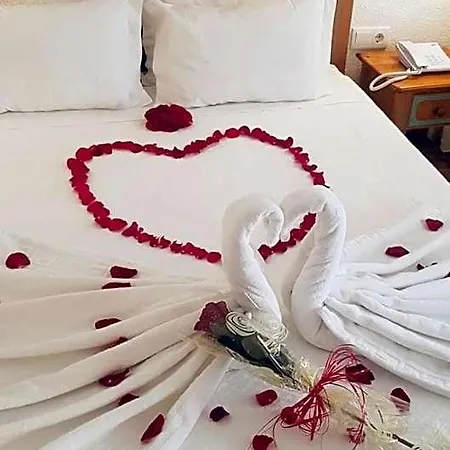 Ourabay - Art & Holidays Aparthotel
