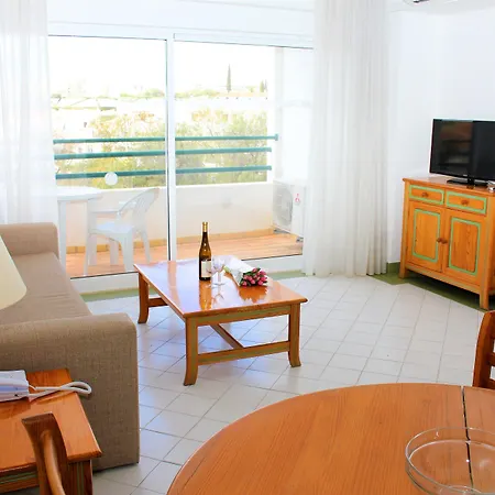 Aparthotel Ourabay - Art & Holidays