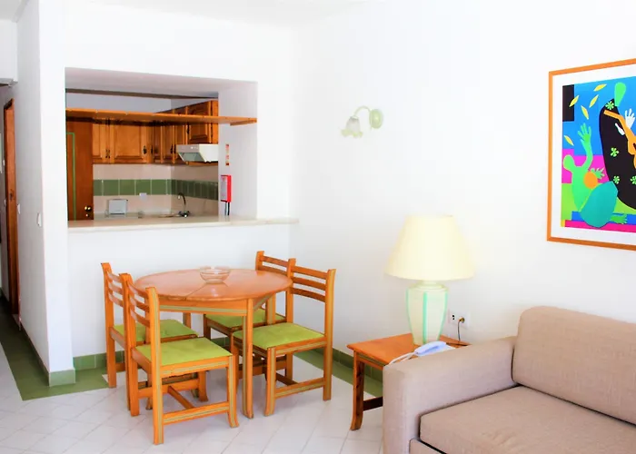 Apartahotel Ourabay - Art&holidays