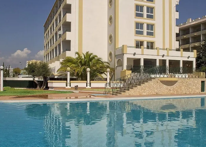 Ourabay - Art&holidays Apartahotel 4*