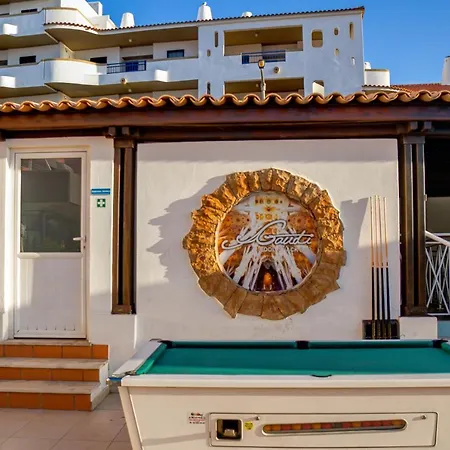 Apartmanhotel Ourabay - Art & Holidays