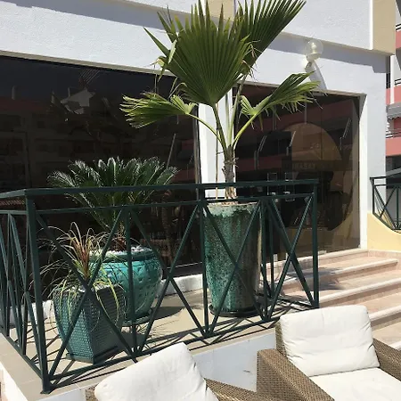 Апарт-отель Ourabay - Art & Holidays Албуфейра