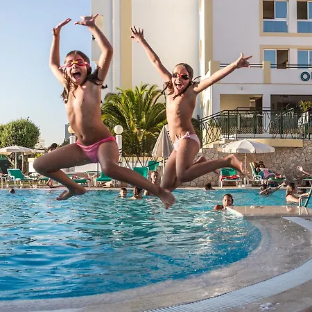 Апарт-отель Ourabay - Art & Holidays