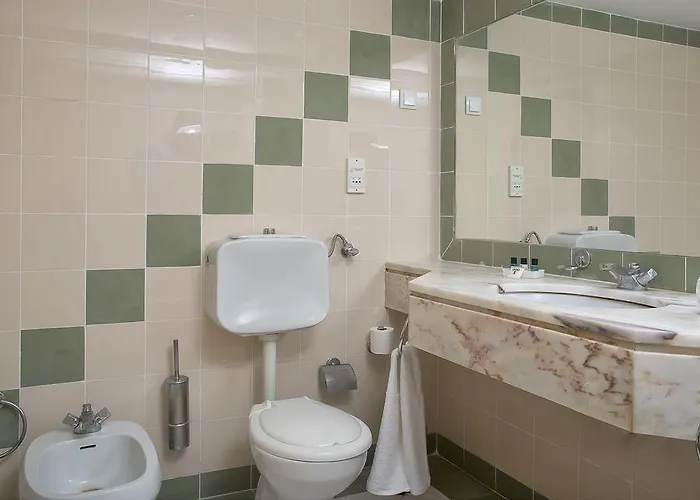 Ourabay - Art & Holidays Apartmanhotel Albufeira