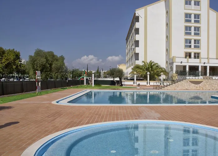 Apartmanhotel Ourabay - Art & Holidays 4*