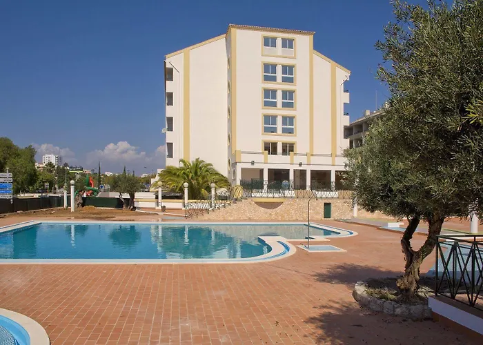 Apartmanhotel Ourabay - Art & Holidays 4*